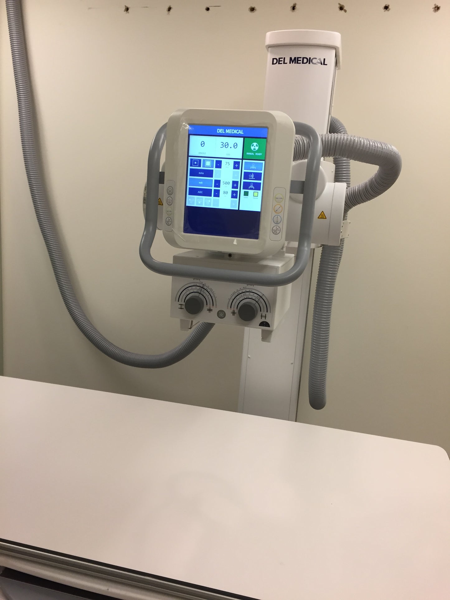 New Del Medical X-Ray System